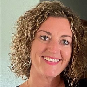 Meet your Posher, Mandy